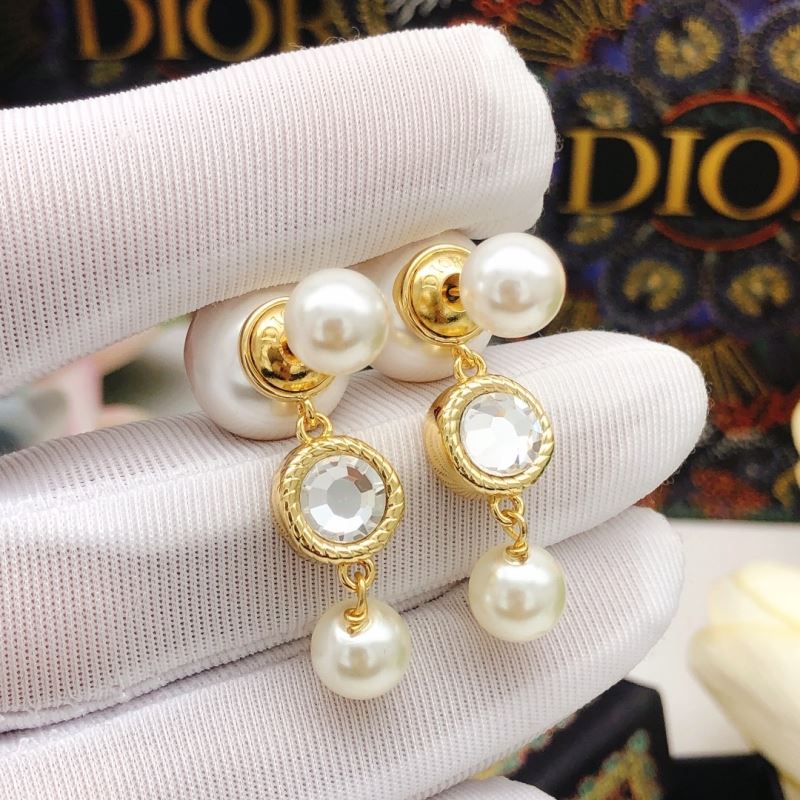 Christian Dior Earrings - Click Image to Close